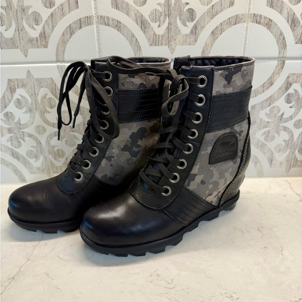 Sorel Joan of Arc Lace Up Boots, Black and Gray Camouflage